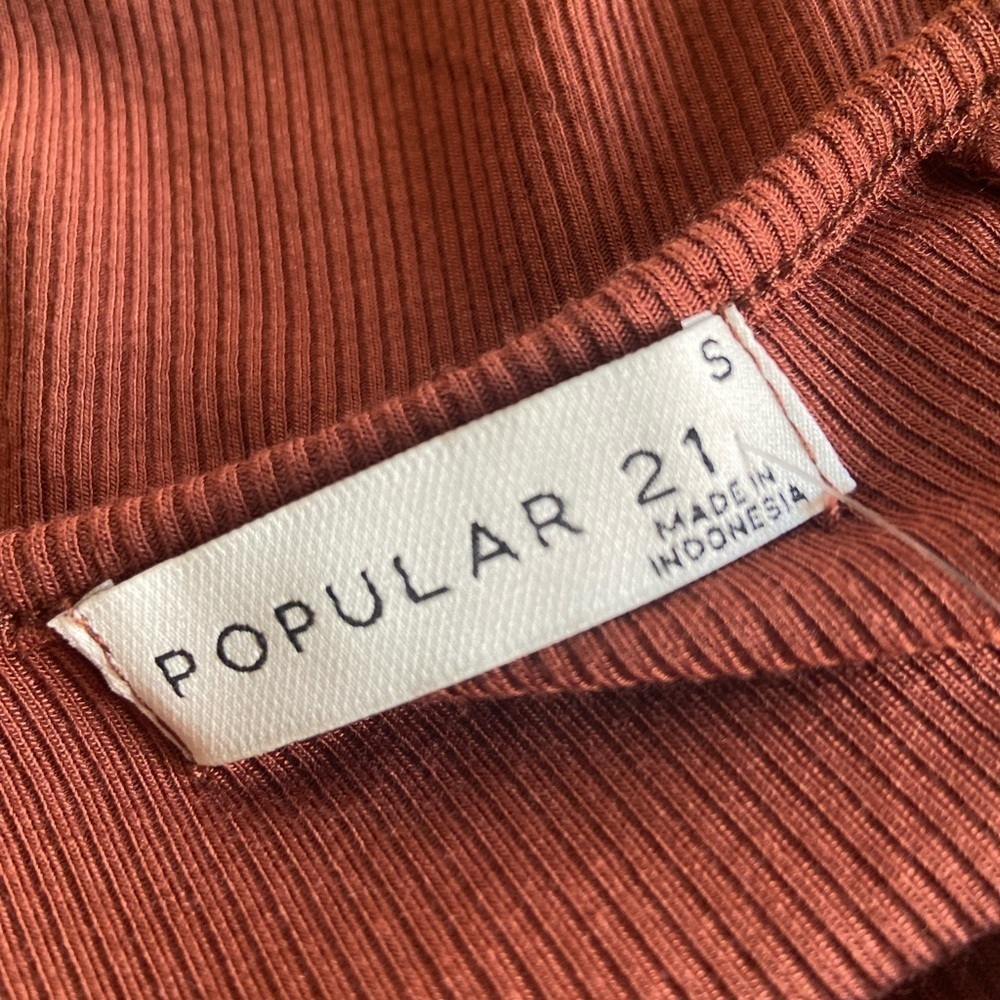 Popular 21~NWT~Lightweight~Stretchy~Rust~Ribbed Knit~Bodycon~Midi~Dress~Size S - Picture 2 of 12